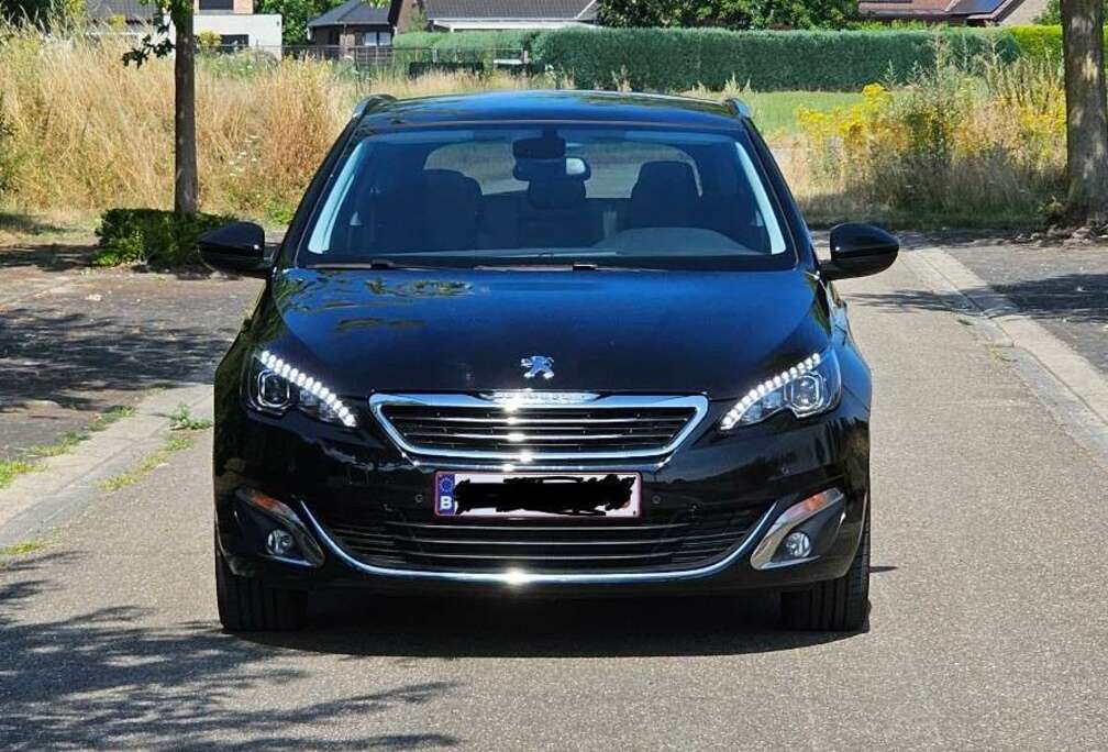 Peugeot AUTOMAAT | PANORAMADAK | FULL LED