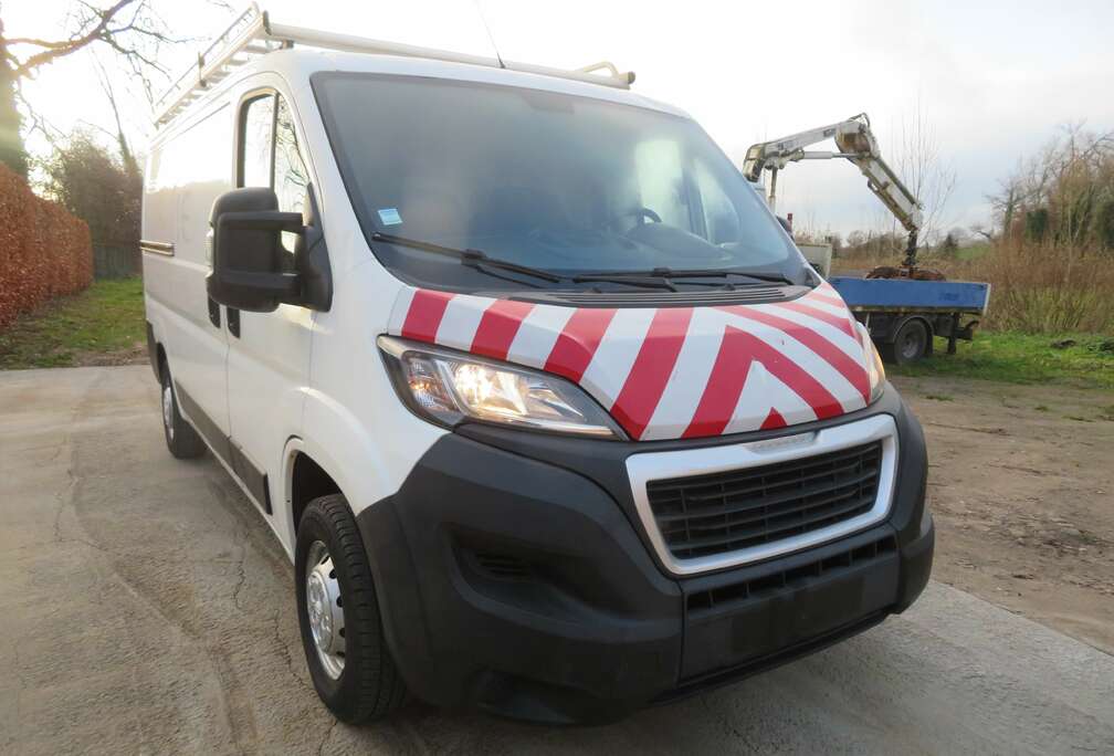 Peugeot 2.0 BlueHDI L2H1 - ingericht