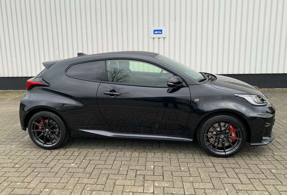 Toyota GR Yaris met High-Performance-Paket en Carbon