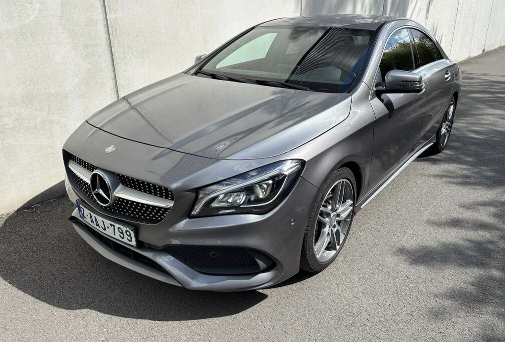 Mercedes-Benz CLA 250 AMG LINE