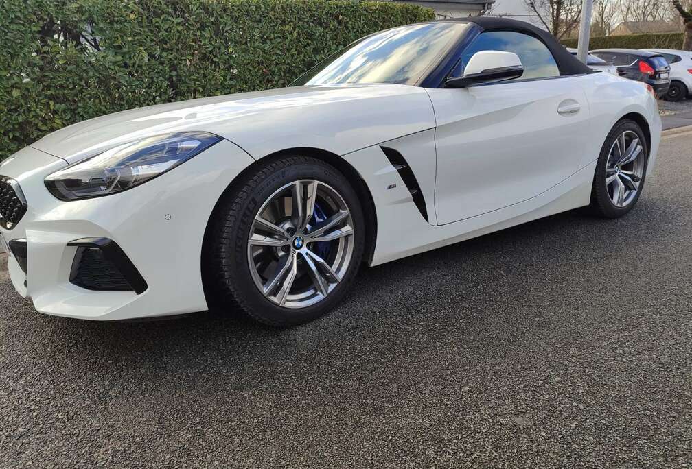 BMW sDrive30i 258 ch