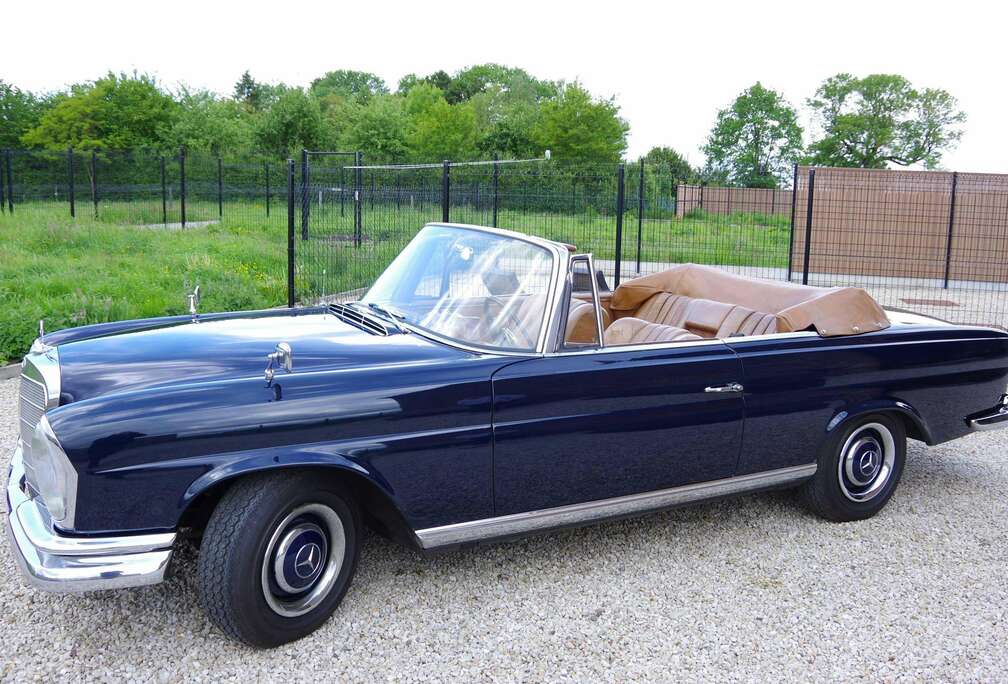 Mercedes-Benz SE Cabriolet