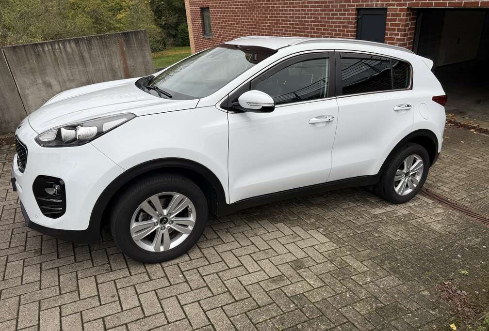 Kia 1.6i 2WD Business Fusion ISG