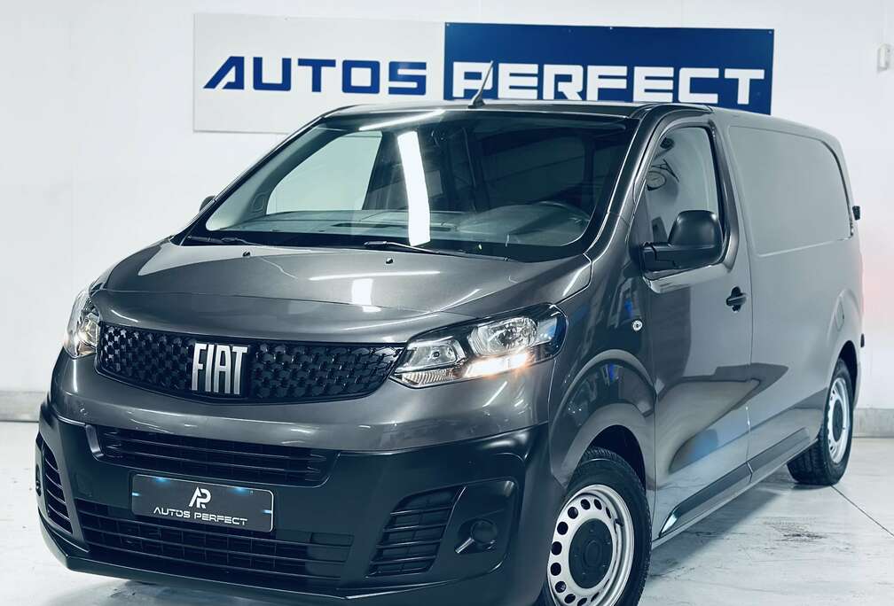 Fiat 1.5L1 CAMERA PDC NAVI CARPLAY BLUETTOTH ATTCHE REM