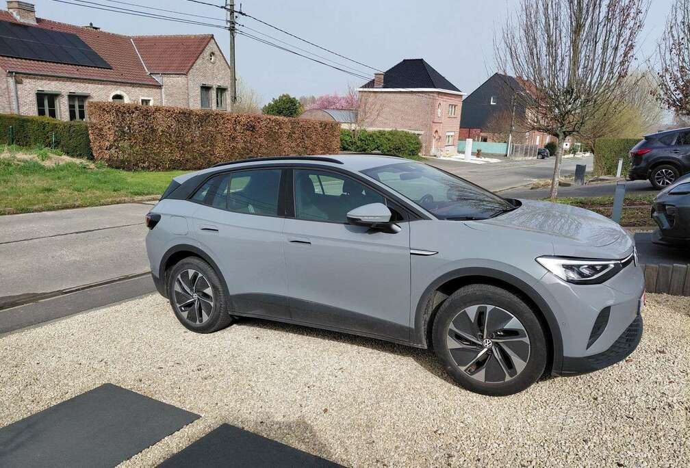 Volkswagen ID.4 52 kWh Pure - 32.000km