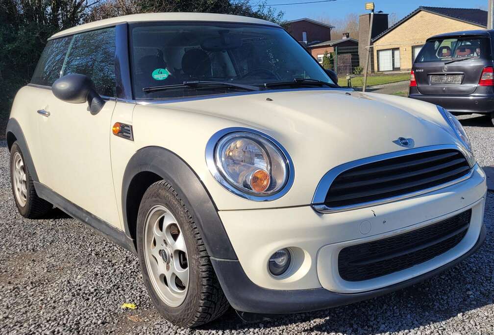 MINI 1.6d AL GEKEURD ROOS FORM AIRCO OHBOEK 2013