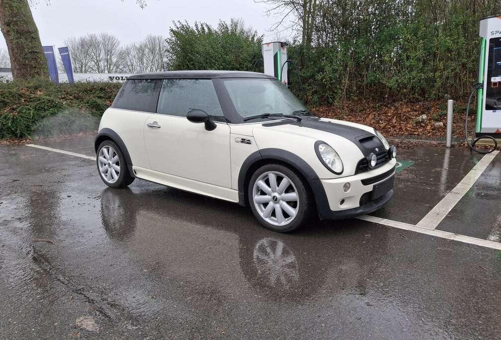 MINI Mini 1.6i 16v Cooper S