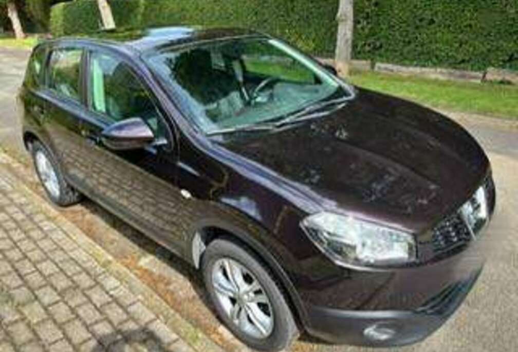 Nissan Qashqai 1.6i 2WD Tekna Nissan Connect
