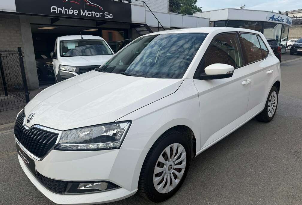 Skoda Fabia 1.0i Active/Radar Arriere/Carplay/Climatisation/Garantie...