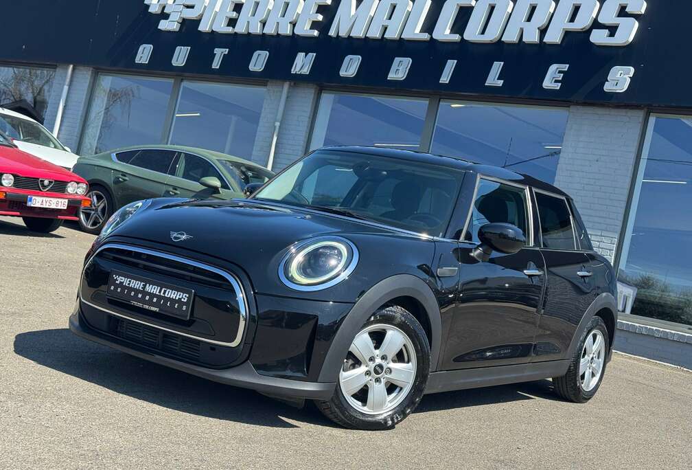 MINI 1.5 AUTO. 5 PORTES / AIRCO / LED / PDC / GARANTIE