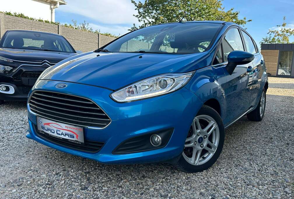 Ford Fiesta 1.5 TDCi TITANIUM/CLIM/JANTES/ SENSOR/92000KM!!!