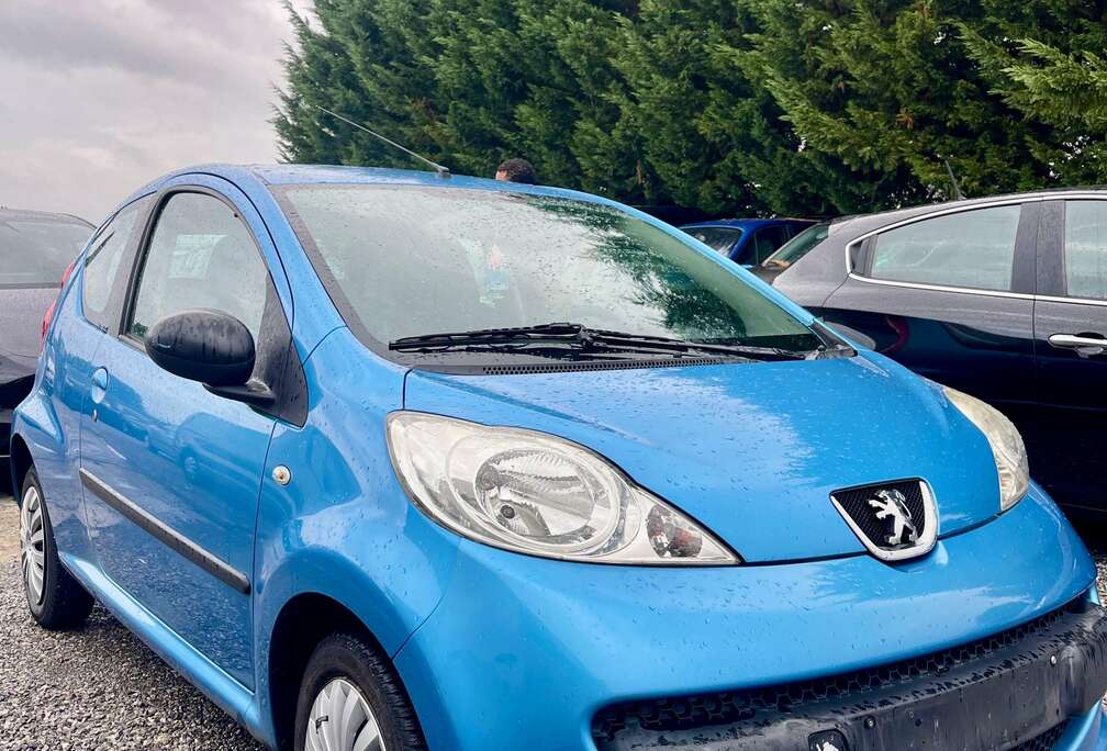 Peugeot 1.0i 12v Trendy
