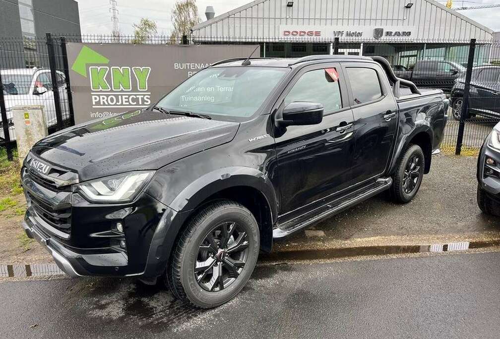 Isuzu V-cross Full option/3.5T/Lichtevracht