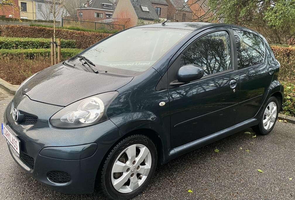 Toyota Aygo 1.0i VVT-i Plus  AUTOMATE