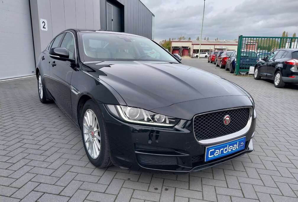 Jaguar 2.0 D E-CUIR/CAMERA/GPS/BLUETOOTH/GARANTIE12.MOIS/