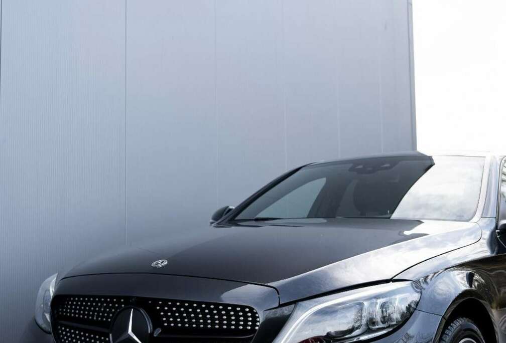 Mercedes-Benz 4Matic 9G-TRONIC Exclusive