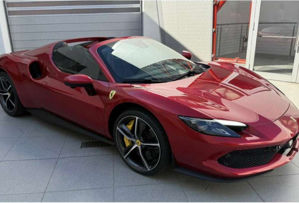 Ferrari GTS / ROSSO MAGMA / ADAS
