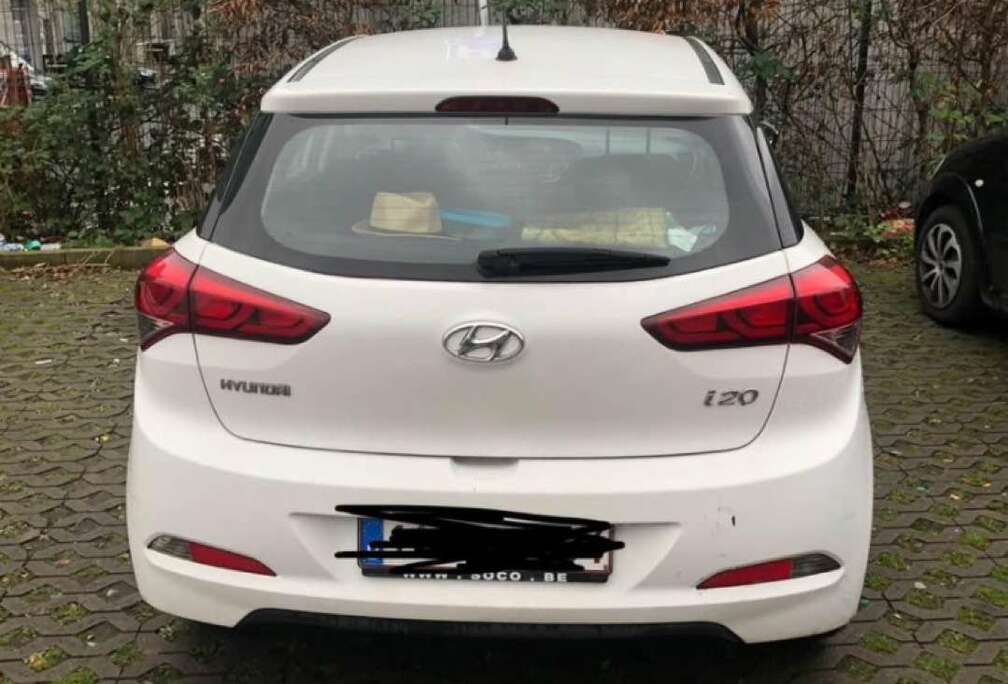 Hyundai 1.2 essence