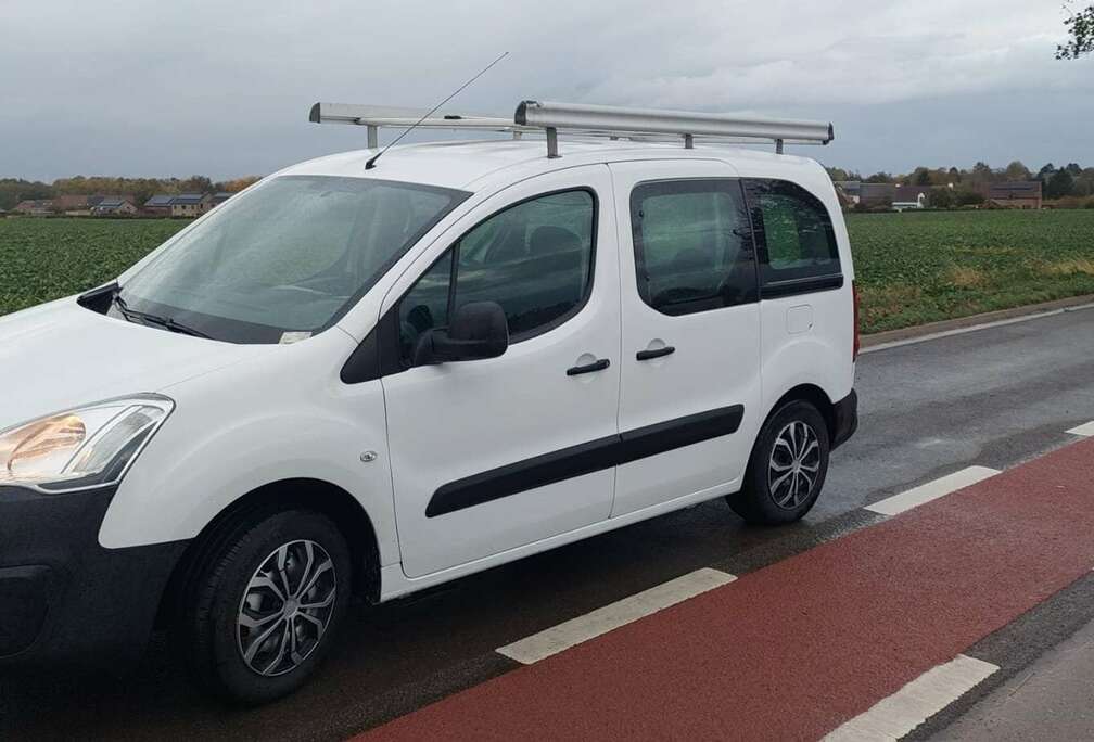 Citroen Berlingo 1.6 Essence - Garantie 1AN -27000 km