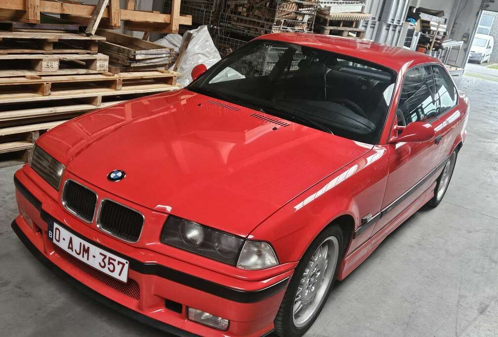 Oldtimer E36. M3
