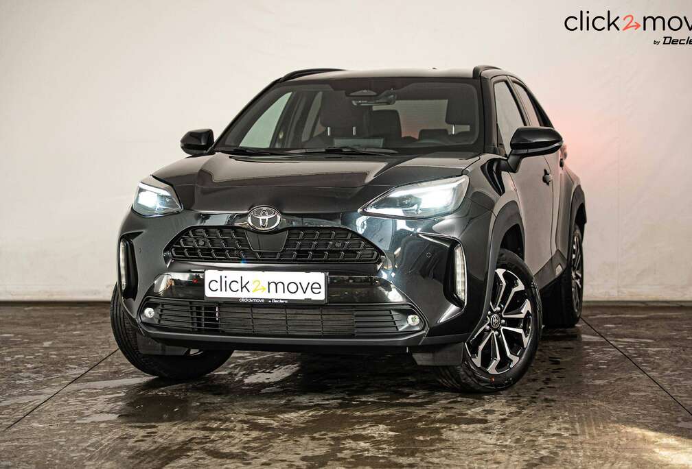 Toyota Hybrid 1.5i VVT-i E-CVT Executive Incl. Winter Pack + Capteurs AV/AR