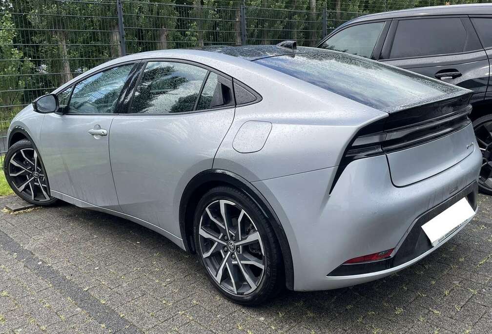 Toyota PHEV 2.0i Premium Plus CVT (164 kW224 CV)