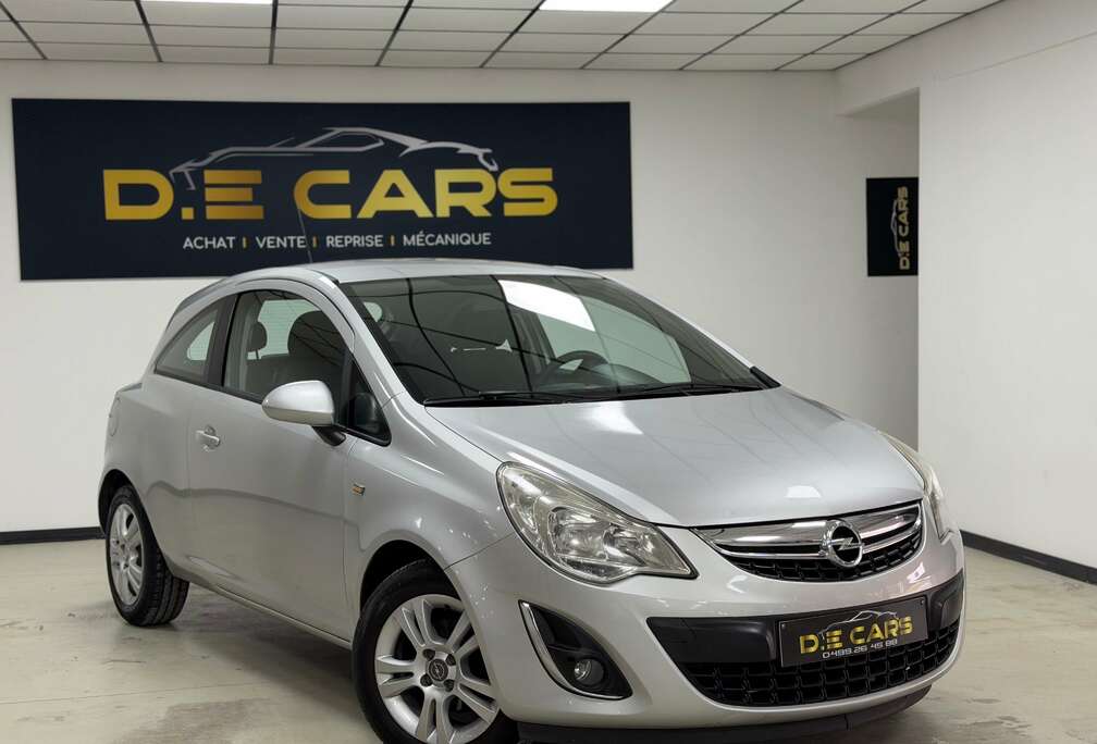 Opel 1.2i*Airco*Boite Auto*/GARANTIE 12MOIS