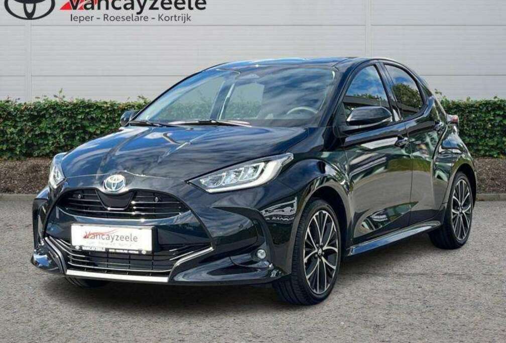 Toyota Iconic+Hi-techpack+cam+gps+sens V+A