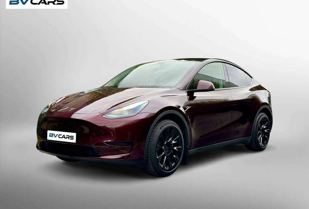 Tesla Model Y 72.5 kWh Long Range 20\