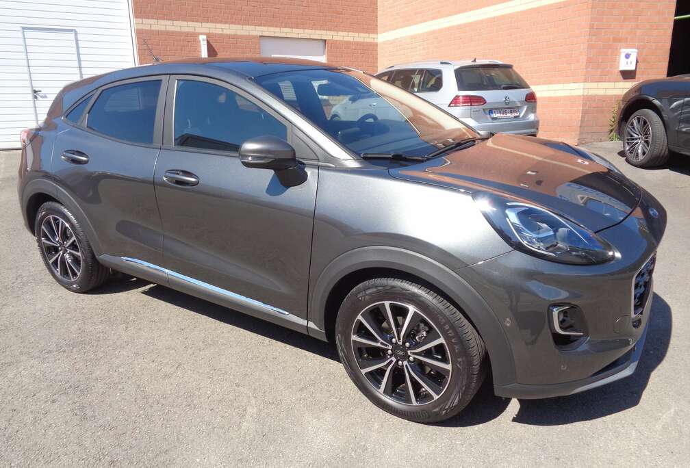 Ford Puma 1.0 EcoBoost mHEV HYBRIDE Titanium