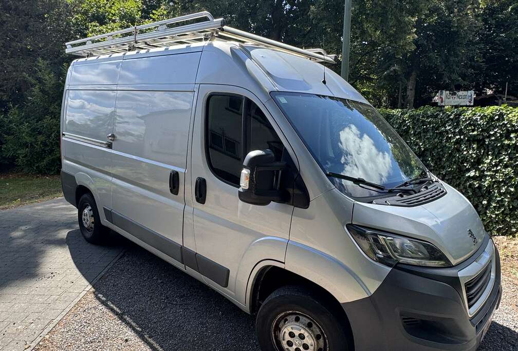 Peugeot 2.2 HDi L2H2 Pack CD-Airco