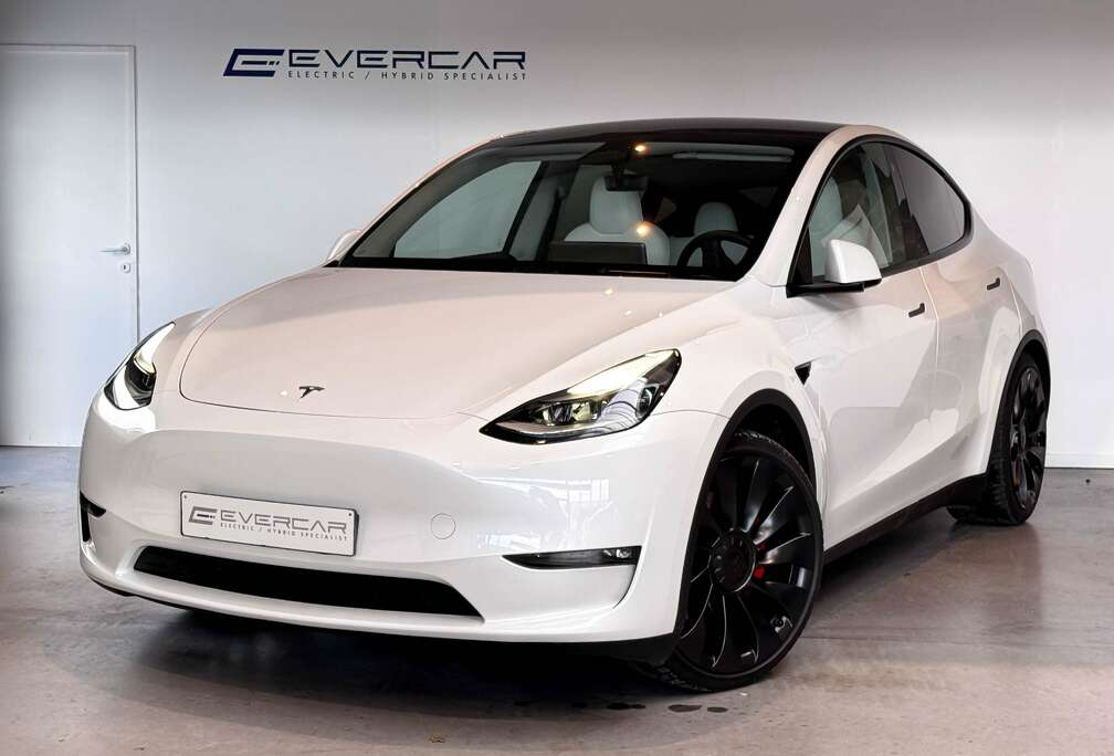 Tesla Model Y 72.5 kWh Dual Motor Performance (377 kW)
