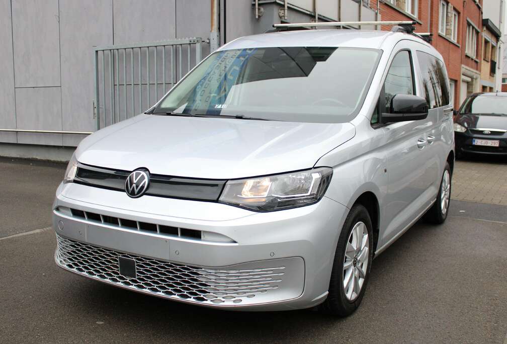 Volkswagen 2.0 TDi 5 places // 11950 € + TVA 21% //