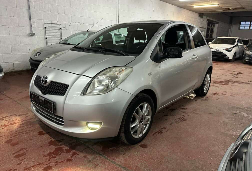 Toyota 1.0i 16v Linea Natura