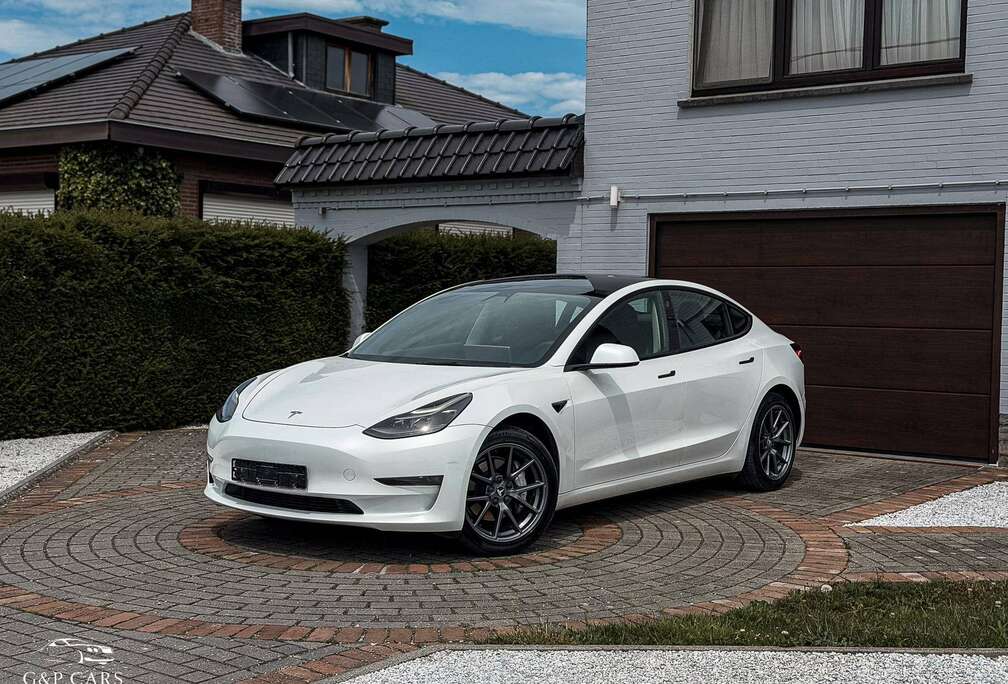 Tesla Tesla Model 3 Long Range Dual Motor AWD  1ste eigenaar 441 PK  Autopilot  Trekhaak  Premium Audio  Tesla Garantie