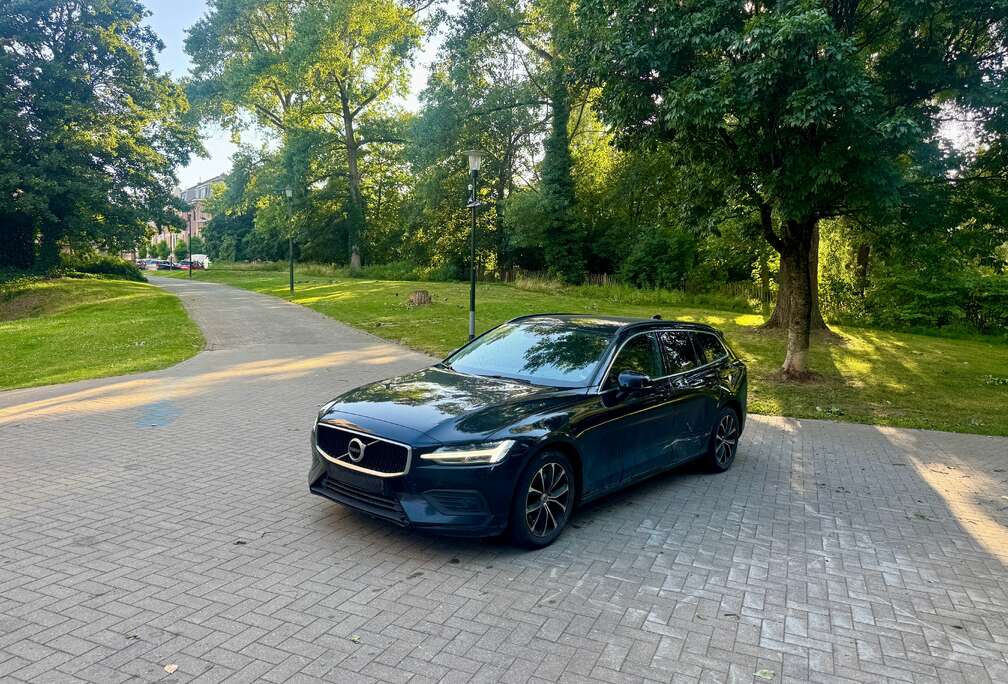 Volvo V60 2.0 B4 Plus Dark