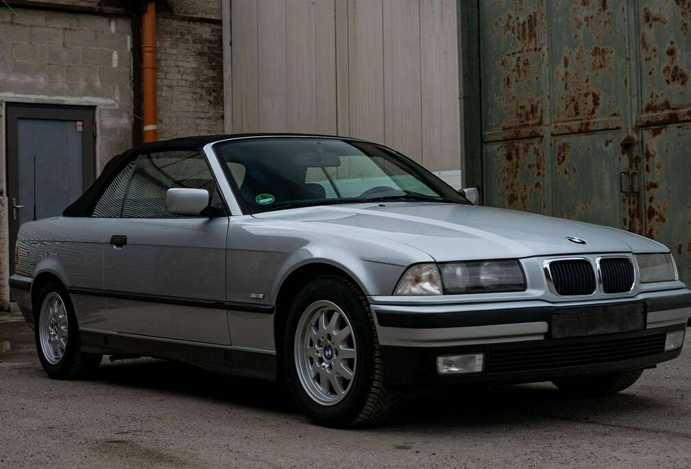 BMW 328i Worldline