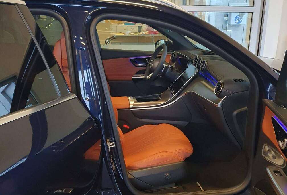 Mercedes-Benz GLC 200 AMG Line AMG Line