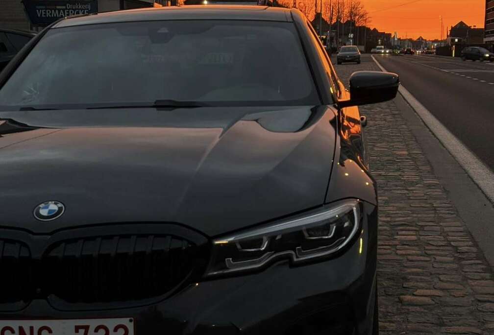 BMW 330e