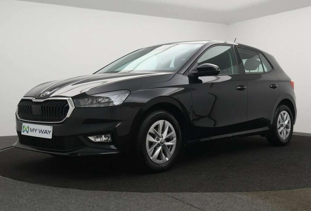 Skoda Fabia 1.0i Ambition *APP CONNECT*PDC*ZETELVERWARMING*AIRCO*DAB*...