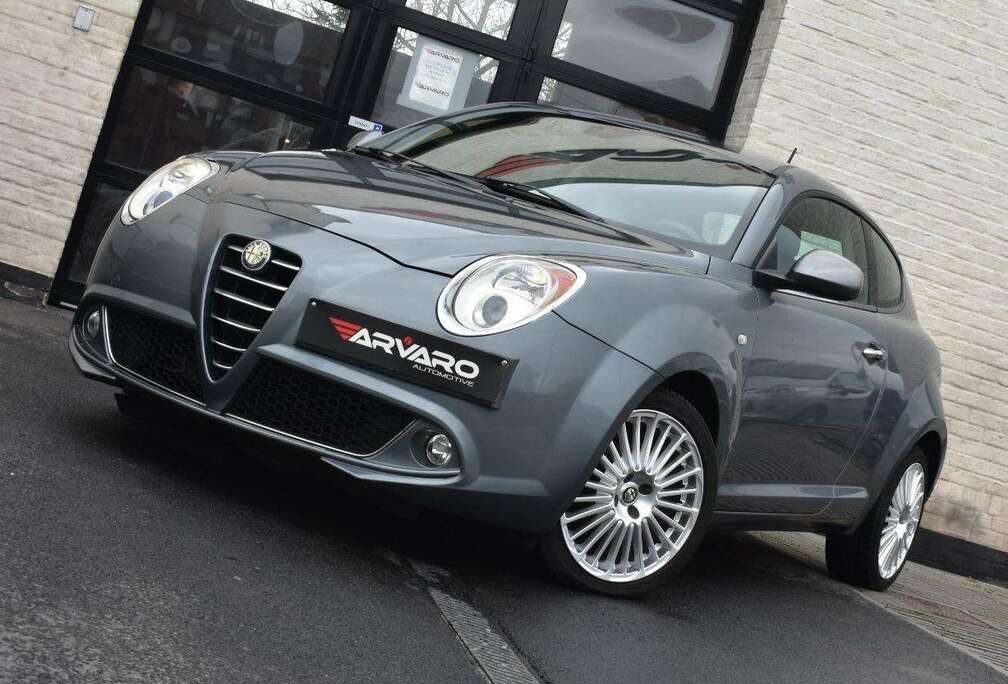Alfa Romeo 1.4i Sport Xenon / Verw Zetels / Carplay / Topstaat / Garantie