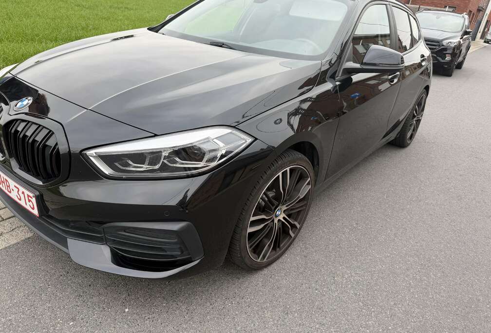 BMW 118i