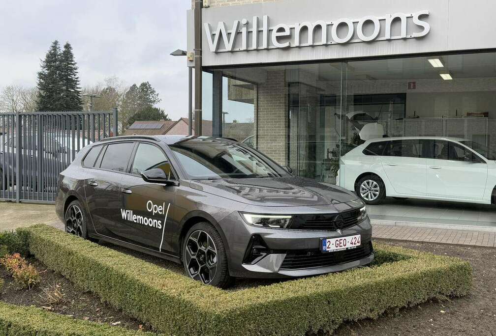 Opel Sports Tourer Ultimate 1.2T Mild-Hybride136pk D...
