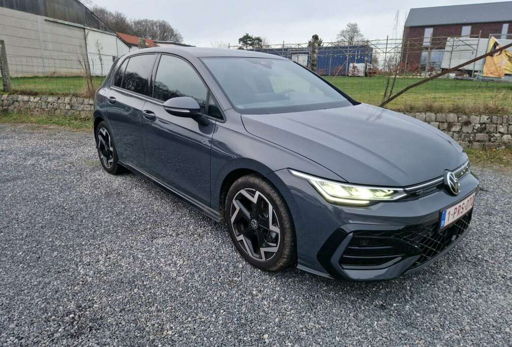 Volkswagen Golf 1.5 TSI R-Line