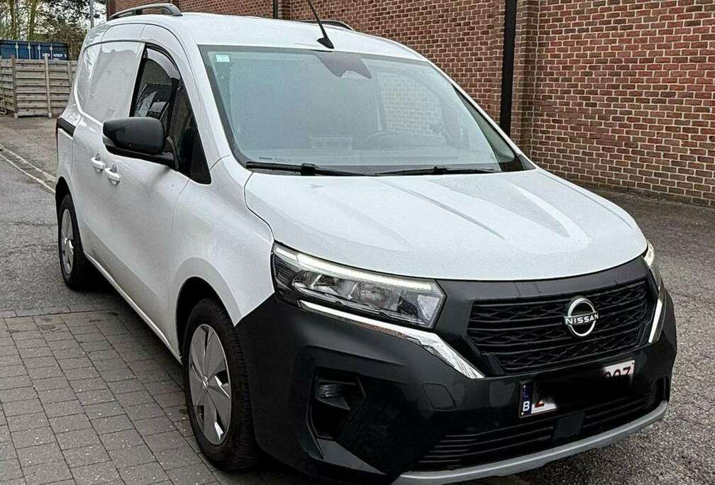 Nissan 1.3 DIG-T L1H1 N-Connecta S/S