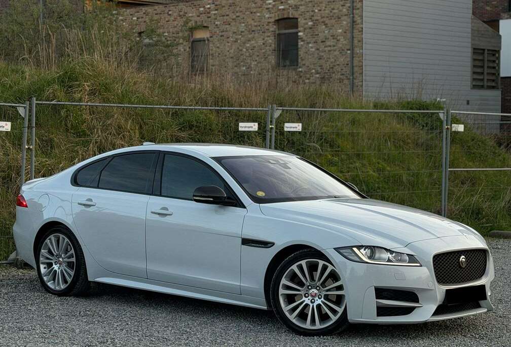 Jaguar 2.0 D AWD R-Sport