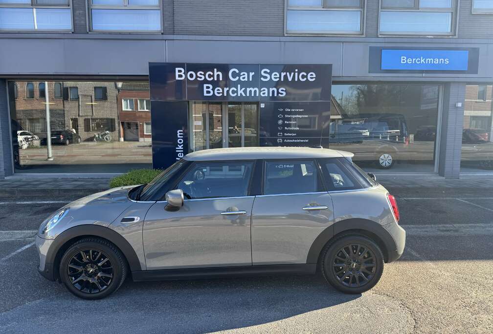 MINI 5D Met LED-Koplampen en LED-Achterlichten + Navi