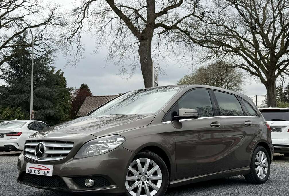 Mercedes-Benz Benzine 2012 Navi Airco Zetelverw. Garantie