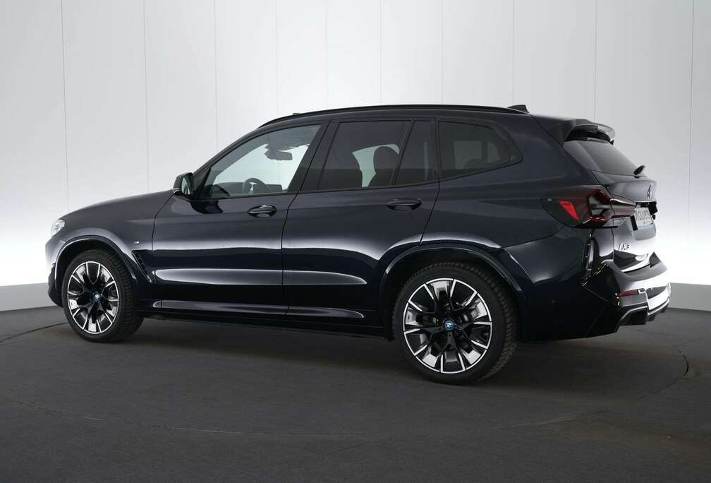 BMW 80 kWh Dark Shadow LEDER/CUIR Laser LED GPS PDC CA