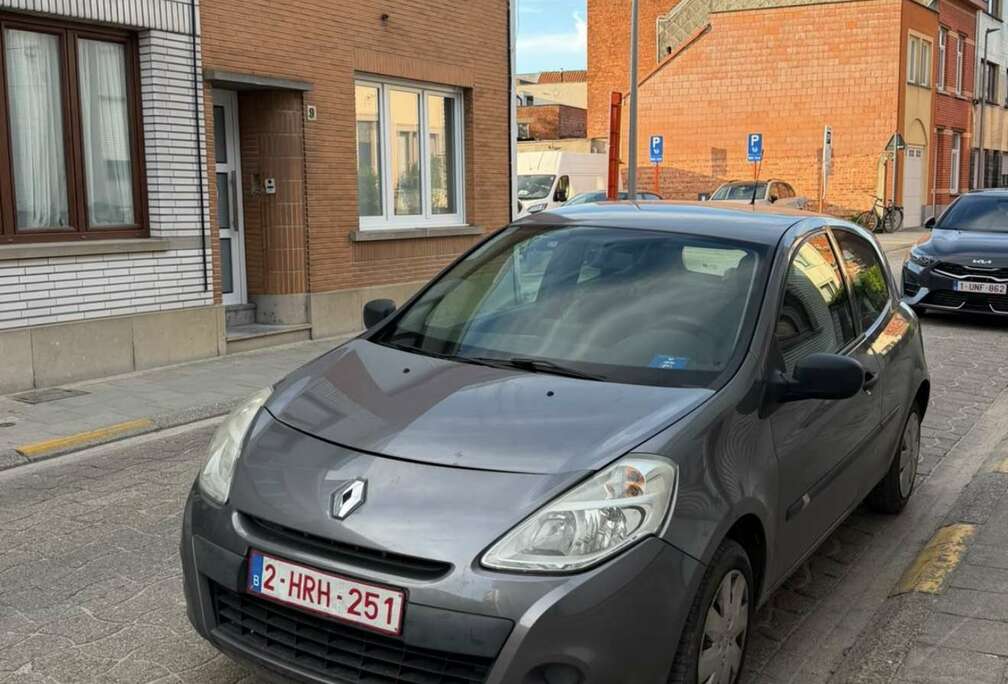 Renault 1.2i TomTom Edition